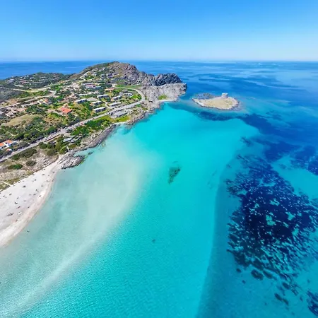 Villa With A Private Pool And Sea View Punta de su Torrione