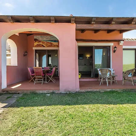 Villa With A Private Pool And Sea View *