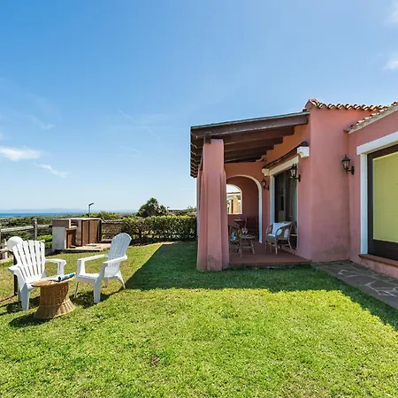 With A Private Pool And Sea View * Punta de su Torrione