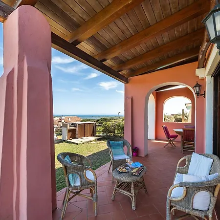 Villa With A Private Pool And Sea View *