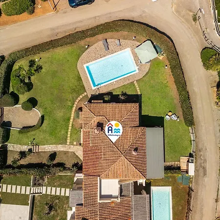 Villa With A Private Pool And Sea View