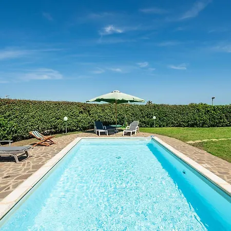 With A Private Pool And Sea View Punta de su Torrione